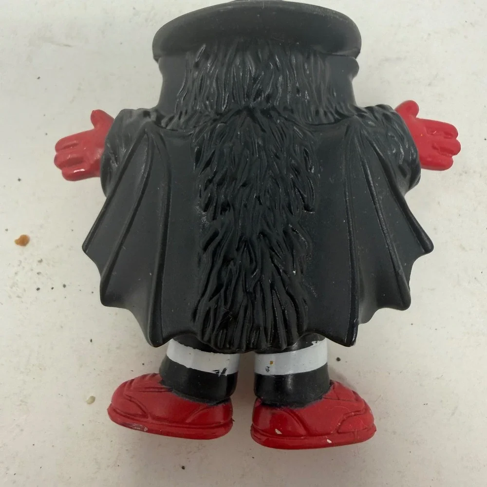 Vintage 1995 McDonalds Hamburglar Action Figure with Removable Cape Toy 6494